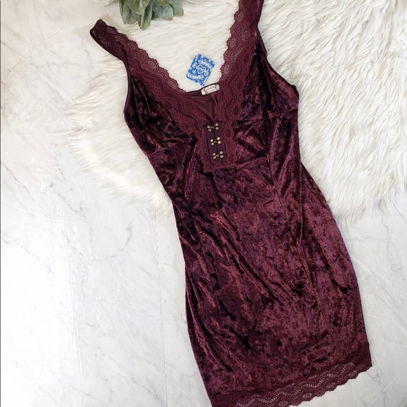 Free People Dresses & Skirts - Free People Intimates Mini Velvet lace Dress Bnwt